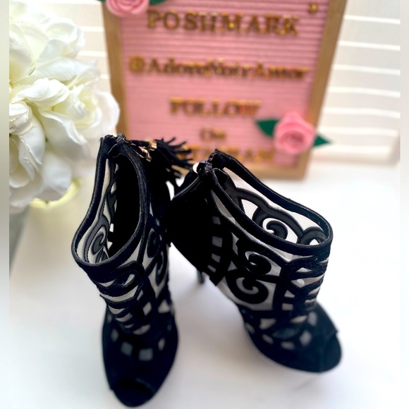 Black Open Toe High Heeled Boots. Once only once. - Picture 6 of 9